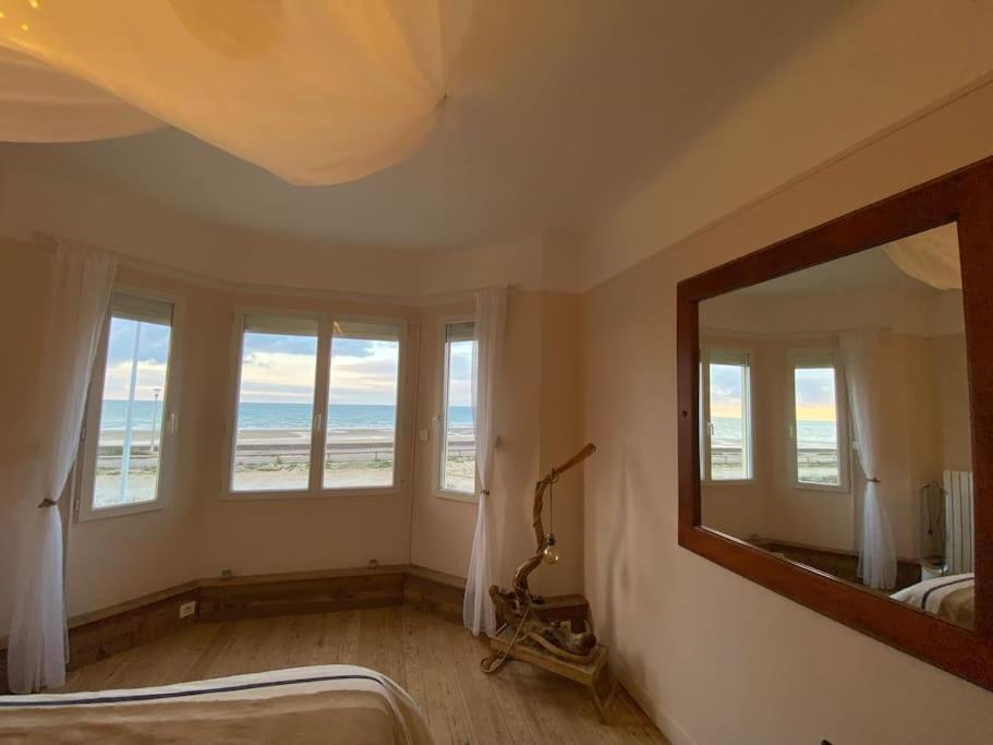 Spa Privatif Face Mer Riva Romantic & Spa Ouistreham Bagian luar foto
